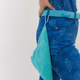 Lady Golfer Retractable Towel - Aqua