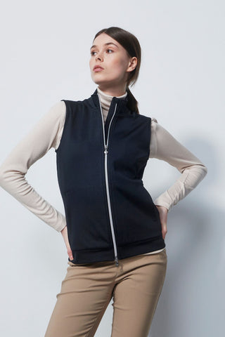 Daily Sports Miranda Vest - Black