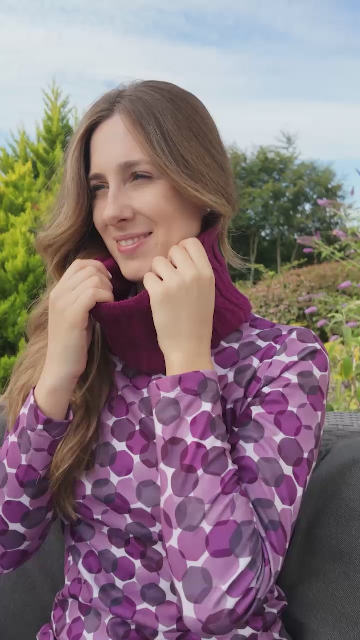 Suzie Margot Knit Waterproof Snood - Morello Cherry